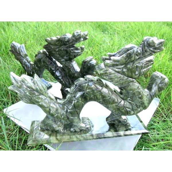 濃いグリーン 玉持ち龍神 サーペンティン(蛇紋石)龍彫刻置物 500-650g前後 縦約18.5cm...