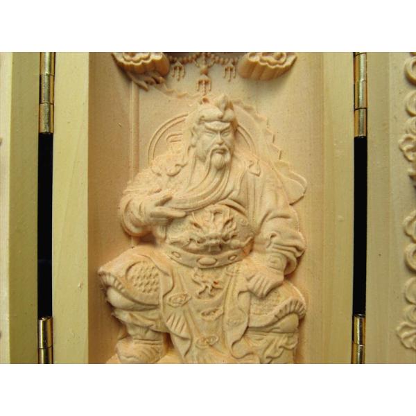 劉備 関羽 張飛 観音開き 5A極上手彫り 木彫り 三国志像置物 高さ約100-105mm 風水やイ...