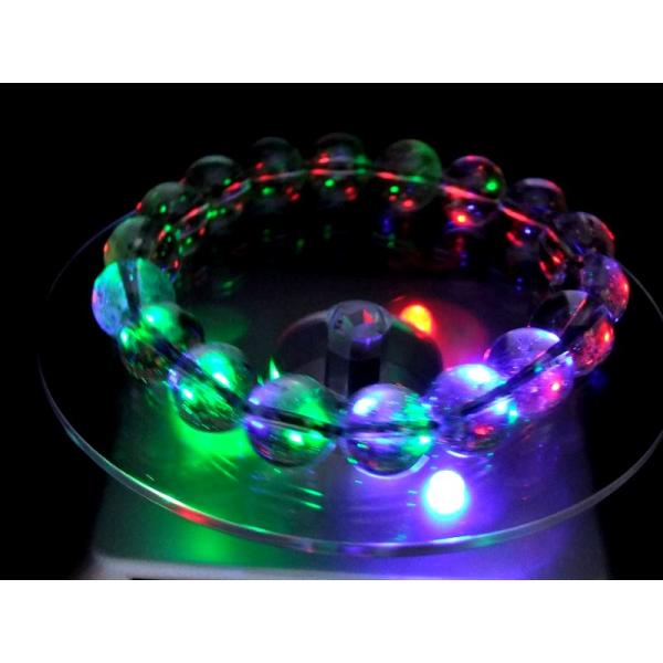 LED発光の回転台座 本体 シルバー 5パターンの発光 透明な天然石のディスプレイに LED回転ディ...