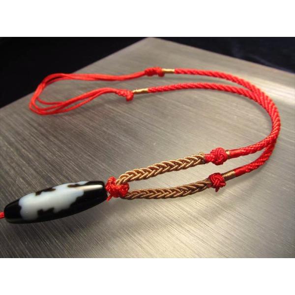 天珠 デザイン組み紐ネックレス 首周りサイズ50cm-65cm サイズ調節付き 鮮やかな赤い紐タイプ...