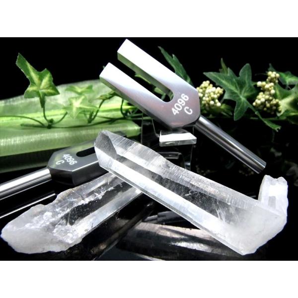 『地球最後の秘境』霊峰ヒマラヤの音色 5Aヒマラヤ産 水晶ポイント付 クリスタルチューナー 音叉浄化...