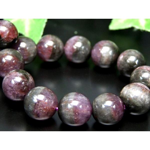 復活と再生の象徴 3A+ オーラライト23 ブレスレット 10mm×19珠 光と陰が織りなす静かな美...