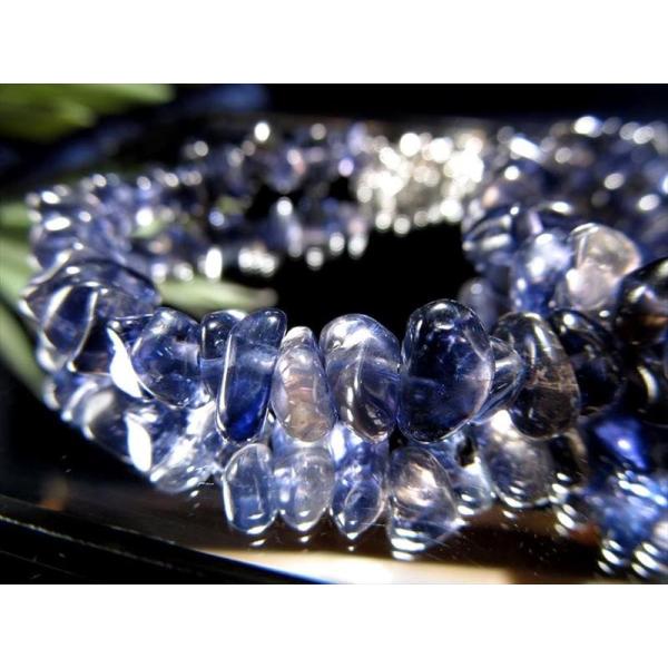 超オススメ コスパ抜群 アイオライト さざれ石 ブレスレット 粒サイズ約6mm-9mm アジャスター...