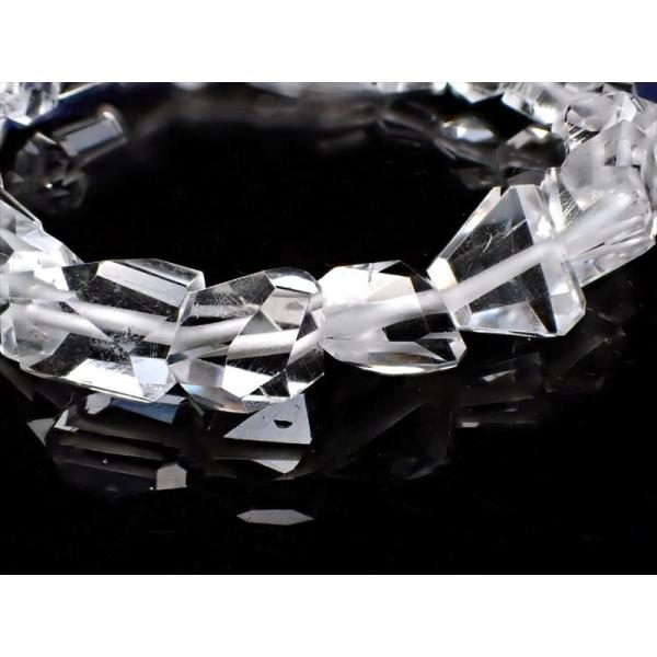 超透明宝石質 ペタライト 葉長石 不定形 タンブル カット ブレスレット 幅約5.5mm-9mm キ...