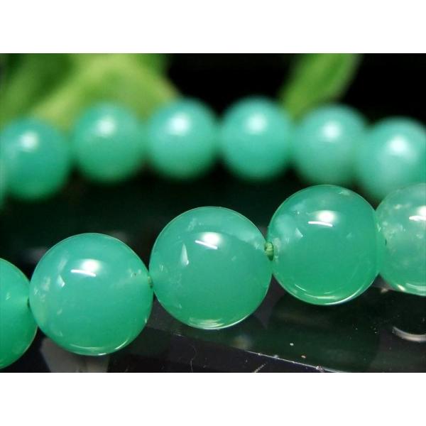 ぷるんと透明感 3A クリソプレーズ ブレスレット 9mm-9.5mm×21珠 隠れた才能を引き出す...