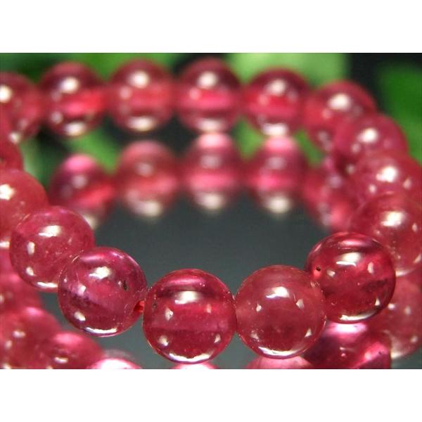 店頭展示中 5A 宝石質 ピンク ルビー ブレスレット 6.5mm-7mm×31珠 高貴な美しさ 愛...