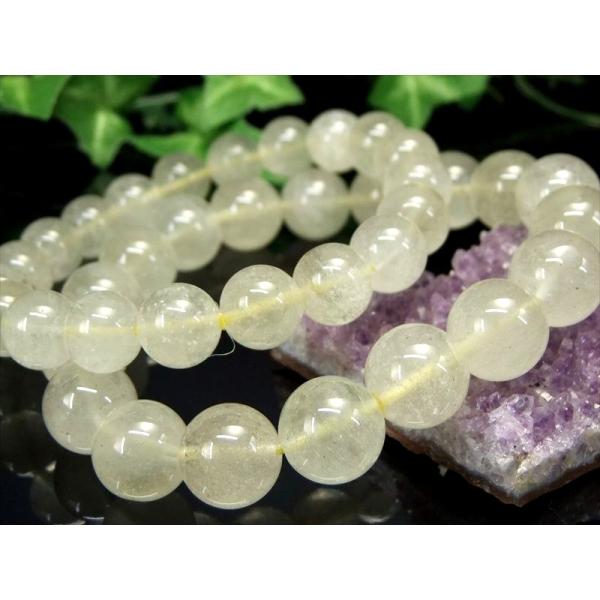 ナチュラルタイプ リビアングラス ブレスレット 約13mm-13.5mm×16珠前後 柔らかな透明感...