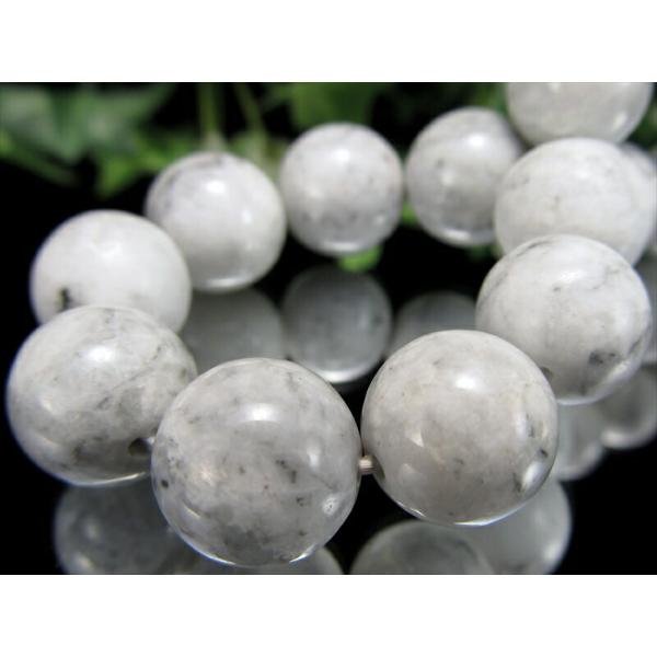 世界最古の翡翠 糸魚川翡翠 糸魚川翡翠 ブレスレット 桐箱付 11.5mm-12mm×18珠 日本の...