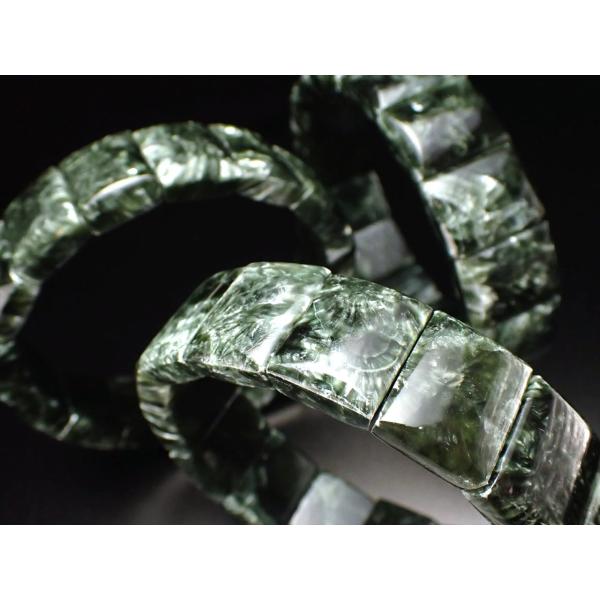 セラフィナイト 斜緑泥石 バングルブレスレット 幅約17mm-17.5mm クリノクロア・天使の羽 ...