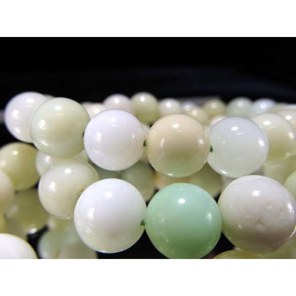 ミルキーカラーオパール ブレスレット 11.5mm-12mm×17珠前後 やわらかなホワイトやグリー...