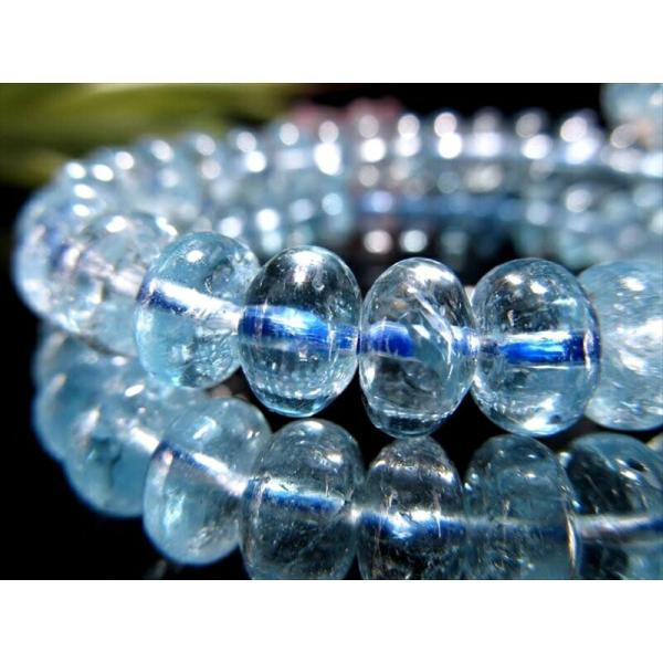 抜群のクリア感 3A ブルートパーズ ボタン ブレスレット 幅約8mm ぷっくりボタン 爽やかブルー...