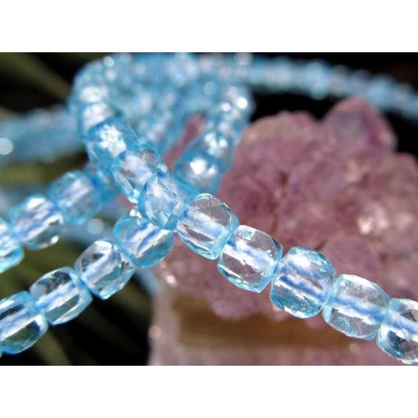 ブルートパーズ キューブカット ブレスレット 約3mm-3.5mm×58珠前後 キラキラキューブカッ...