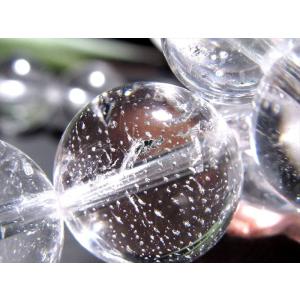 澄み渡る透明感 マニハール産 ウォーターバブルクォーツブレスレット 10.5mm-11mm×18珠前後 太古の液体と気泡を内包した奇跡 ギャランティーカード付属