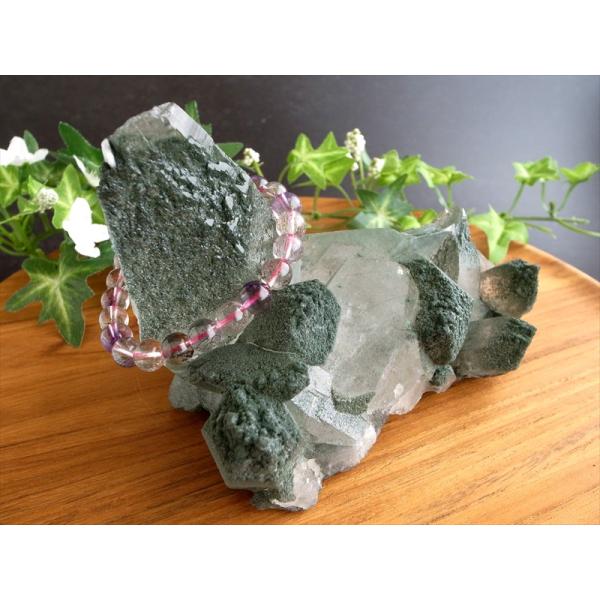 ギャランティーカード付 ガネーシュヒマール産 水晶 クラスター 最大幅約155mm 重量約837g ...