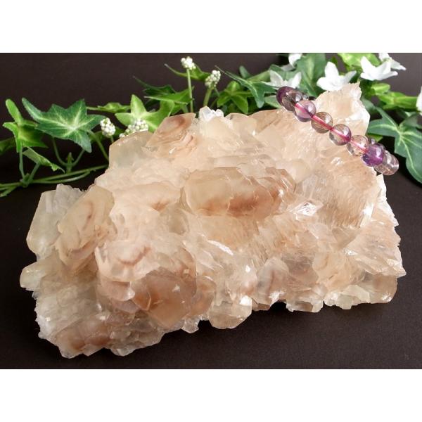 初入荷 可愛らしい茸のような結晶 カルサイト 方解石 クラスター サイズ147mm×86mm 重さ7...