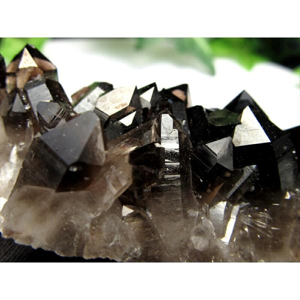 待望の再入荷 アーカンソー州産 モリオン結晶クラスター 最大幅約83mm 重さ128g 最強の魔除け...