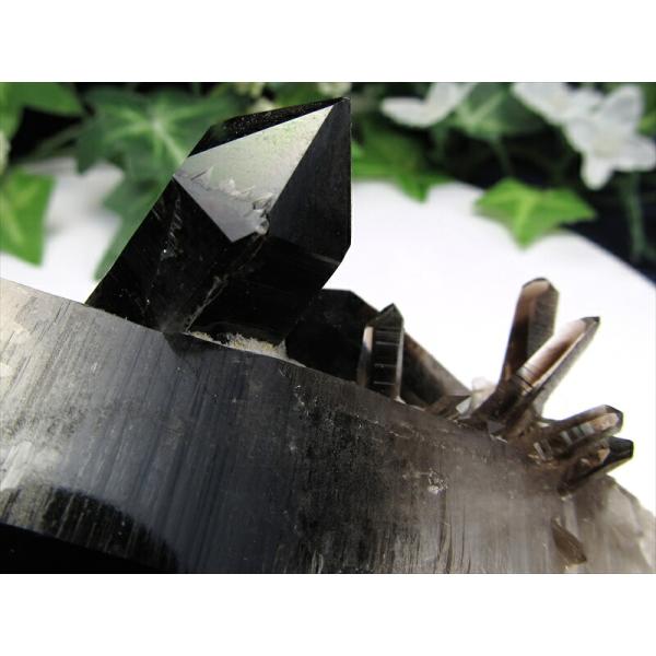 待望の再入荷 アーカンソー州産 モリオン結晶クラスター 最大幅約104mm 重さ158g 最強の魔除...