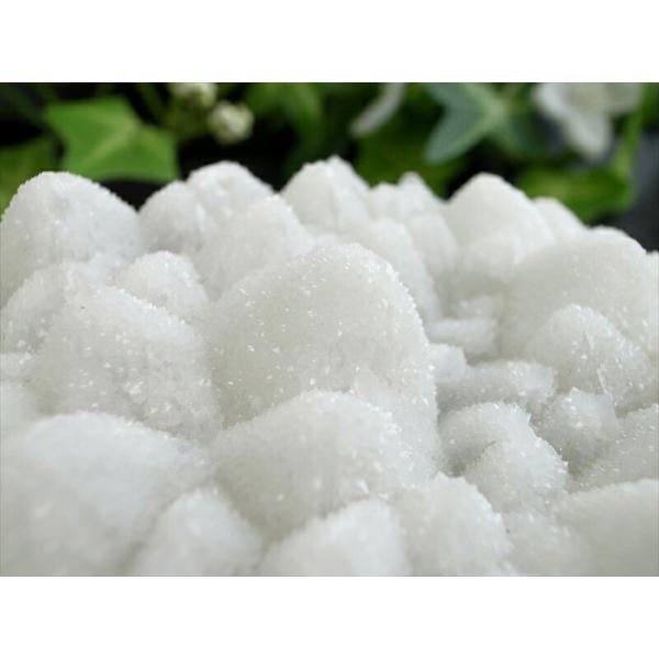 新雪の様なキラキラ スノーホワイト ドゥルージーキャップ クォーツ クラスター 最大幅104mm 重...