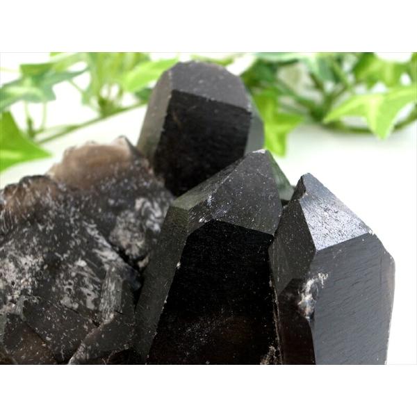 天然の黒光り 天然 黒水晶 モリオン クラスター 原石 重さ212g 最大幅約76mm 大自然の力強...