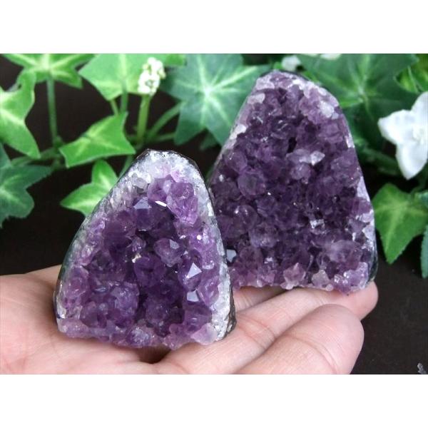 激レア 手の平サイズ 3A アメジスト 紫水晶 クラスター スタンドタイプ 重さ90g-120g 1...