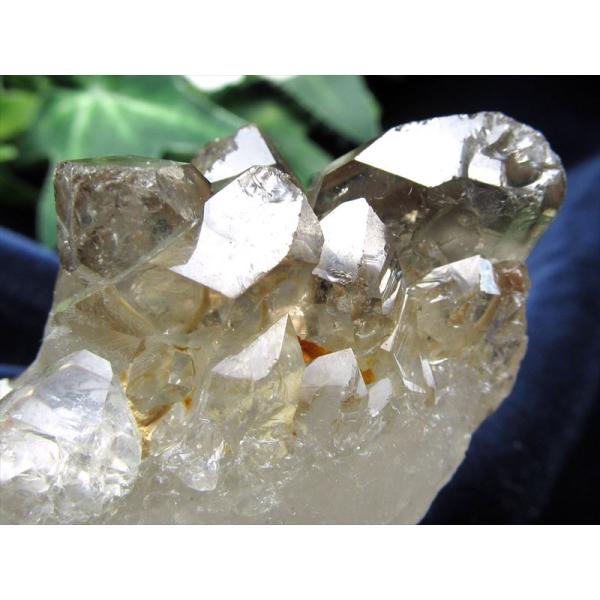 太めな水晶 スモーキージャカレークォーツ 原石 最大幅61mm 重さ71.6g 複数結晶共生 強力な...