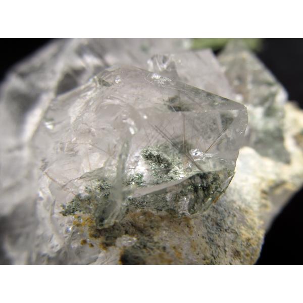 激レア ルチル・クローライト共生 キングオブクォーツ 超レア マニハール産水晶 クローライト共生 ク...