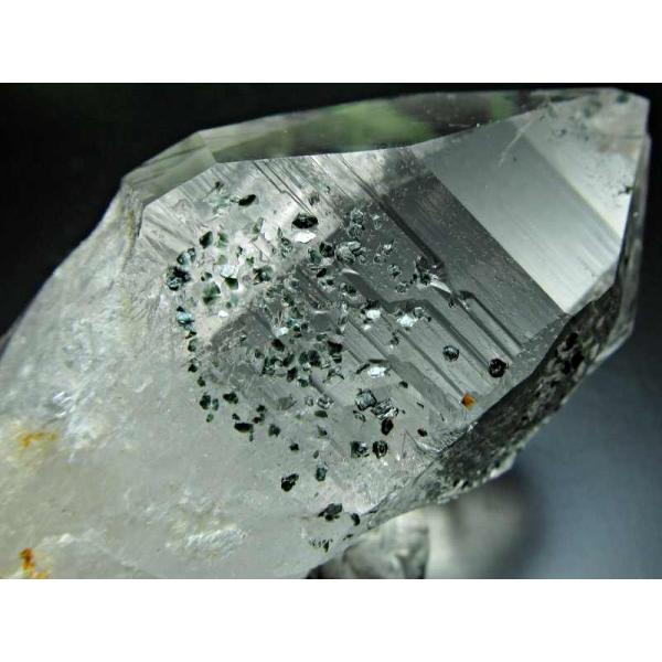 ガネーシュヒマール産水晶 クローライト共生 ギャランティーカード付き 単結晶 最大長さ約75mm 重...