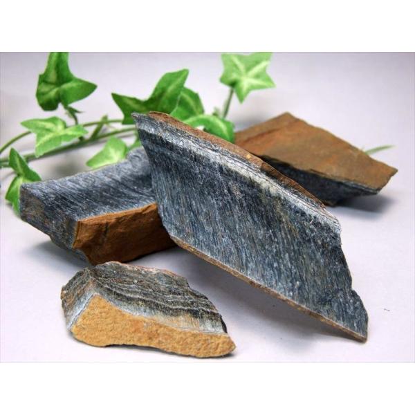 ブルータイガーアイ ホークアイ ラフ原石 重さ50g-70g 1個売り 魔除けと成功の石 ゴールド&amp;...