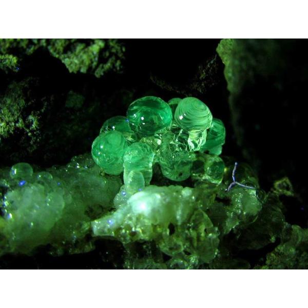 巨大サイズ 天然ハイアライト 玉滴石/グラスオパール 原石 約152mm×約105mm 重さ589g...