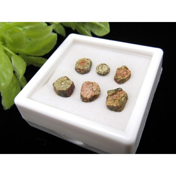 レア国産原石 桜石 原石 6個セット 石サイズ 5mm-8mm 京都府を代表する石 古くから人々を魅...