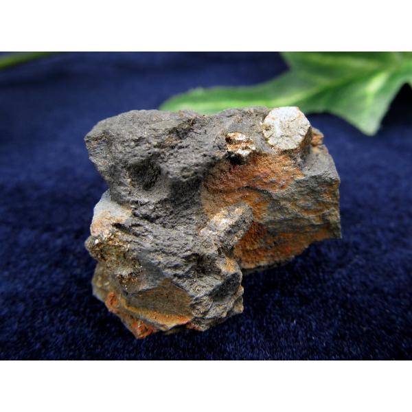 レア国産原石 桜石 原石 重さ9.3g 京都府を代表する石 古くから人々を魅了し続けてきた国産鉱物 ...