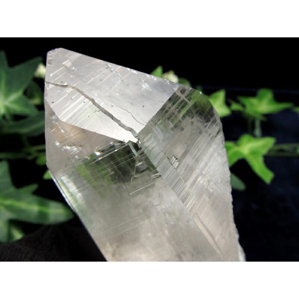 ギャランティーカード付 ガネーシュヒマール産 水晶 原石 最大幅約93mm 重量約195g 神に最も...