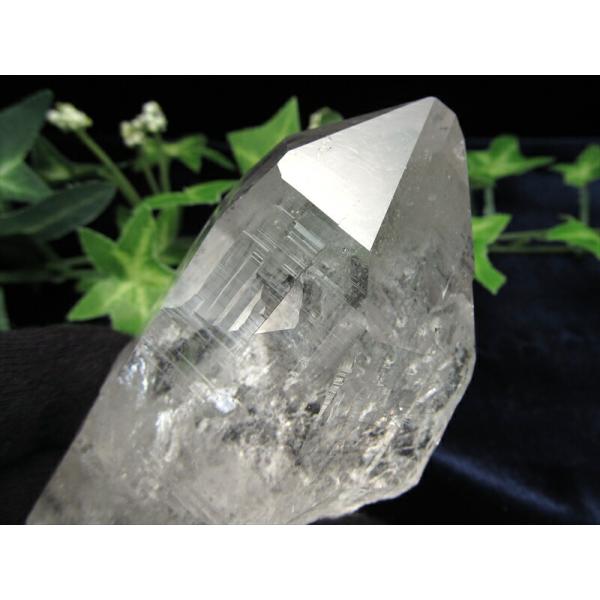 ギャランティーカード付 ガネーシュヒマール産 水晶 原石 最大幅約93mm 重量約200g 神に最も...