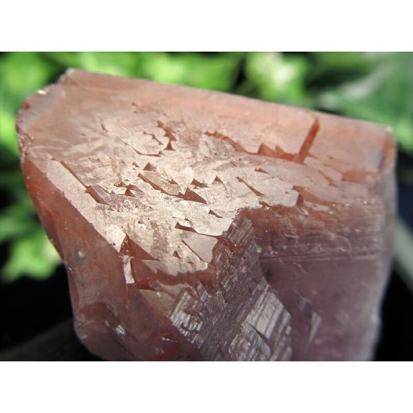 未来を拓く逆三角形と大地を纏う赤き帽子 トライゴーニック有り レッドキャップ アメジスト 単結晶 最...