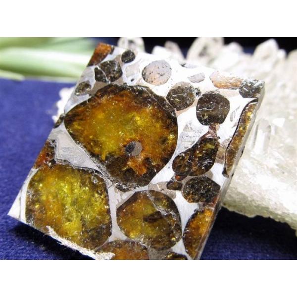 セリコ隕石 パラサイト隕石 原石 スライスプレート 最大幅約28.3mm 約10.34g 石鉄隕石パ...