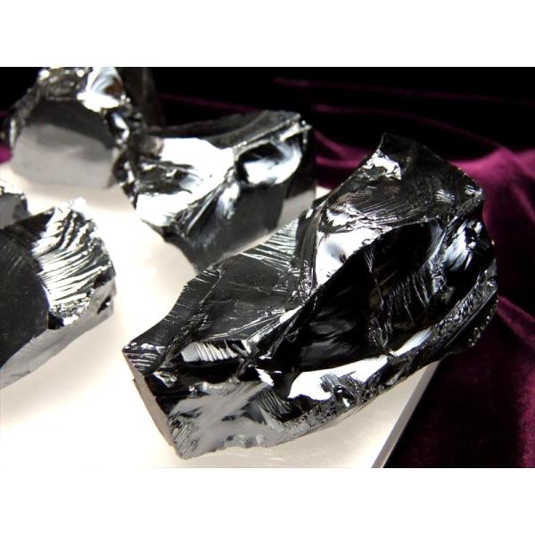 テラヘルツ鉱石 原石 約200g-250g 1個売り つやつや光沢 話題の 高純度 テラヘルツ 鉱石...