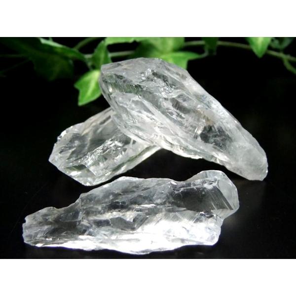 ホワイトアメジスト 単結晶 ポイント 原石 重さ約10g-15g 1個売り ダガー系も 透明度抜群 ...