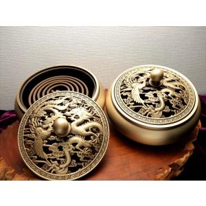 龍神&鳳凰の透かし彫りから煙が立ち昇る...の詳細画像1
