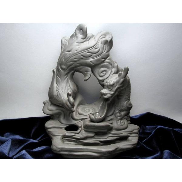 龍神と鶏 倒流香炉 高さ約210mm前後 重さ 約650g前後 シックなダークブラウンカラー 倒流香...