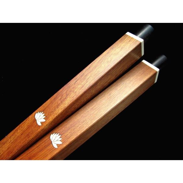 酸枝木のお香立て お香ボックス 蓮の花Bタイプ 神固 サワーウッドのお香入れ 天然木 線香入れ 香炉...