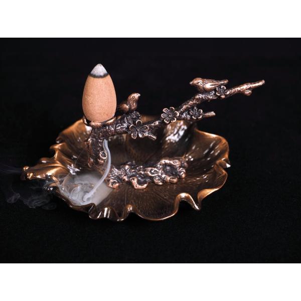 梅の木&amp;蓮の葉 倒流香炉 高さ約5.1cm 最大幅約9.3cm 縁起物 春の訪れを告げる梅の花 倒流...