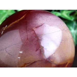 天然石コレクター必見 碧石/ムーアカイト 丸玉 台座付き 大地の石 直径 約67mm 重さ 409g 心を穏やかにするヒーリングストーン モッカイト ムーカイト