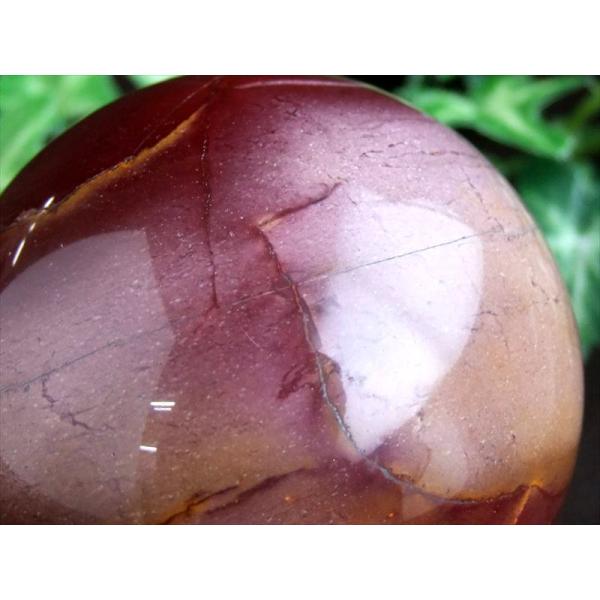 天然石コレクター必見 碧石/ムーアカイト 丸玉 台座付き 大地の石 直径 約67mm 重さ 409g...