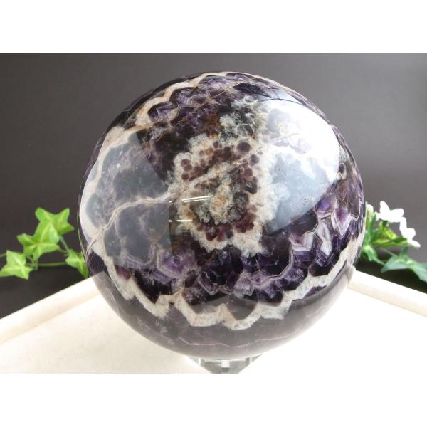 大玉 くっきり結晶 シェブロン アメジスト 丸玉 直径133mm 重さ3422g くっきり山模様 愛...
