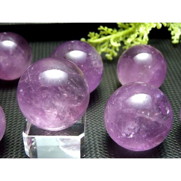1個売り ラベンダーアメジスト 丸玉 直径約30mm-35mm 愛の守護石 ブラジル産 パワーストー...