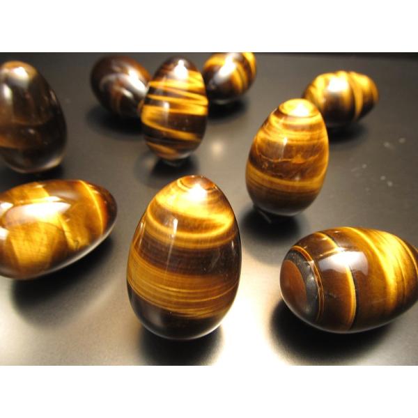 ミニサイズ タイガーアイ エッグ型置物 重さ約15-20g 高さ30mm前後 卵型原石 大人気卵型 ...