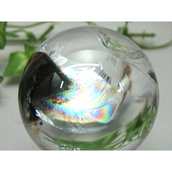店頭展示中 鏡花水月ガーデン 全面虹入り S級 濃い グリーンガーデンクォーツ 丸玉 台座付き 直径...