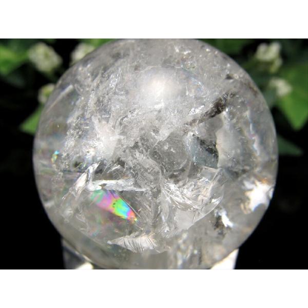 超希少 虹・貫入入り 透明 マニフェストクォーツ丸玉 置物 台座付 直径36.5mm 重さ69g 激...