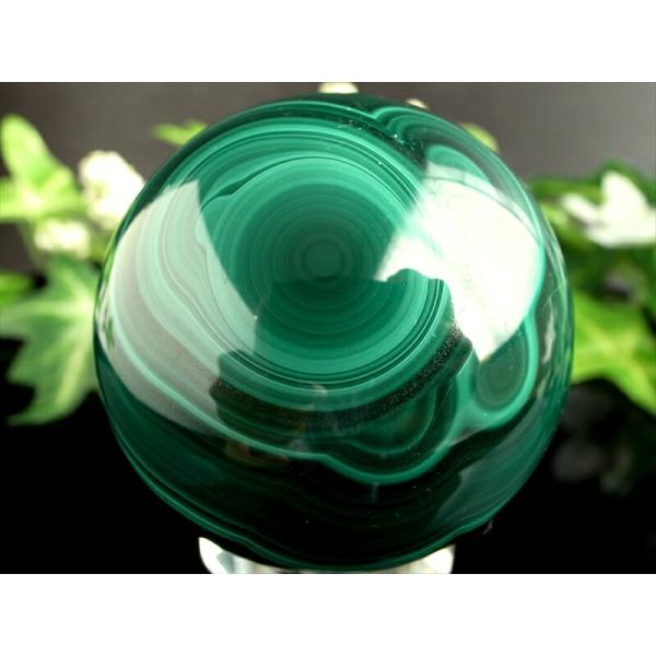 マラカイト丸玉 台座付 直径 約46mm 重さ 220g 美麗繊細模様 濃厚グリーン 魔除け 肉体と...