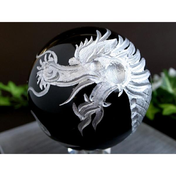 大吉開運 五本爪龍神彫り 秀逸な繊細彫刻 縁起物 五本爪龍彫り オブシディアン 丸玉 サイズ約77m...